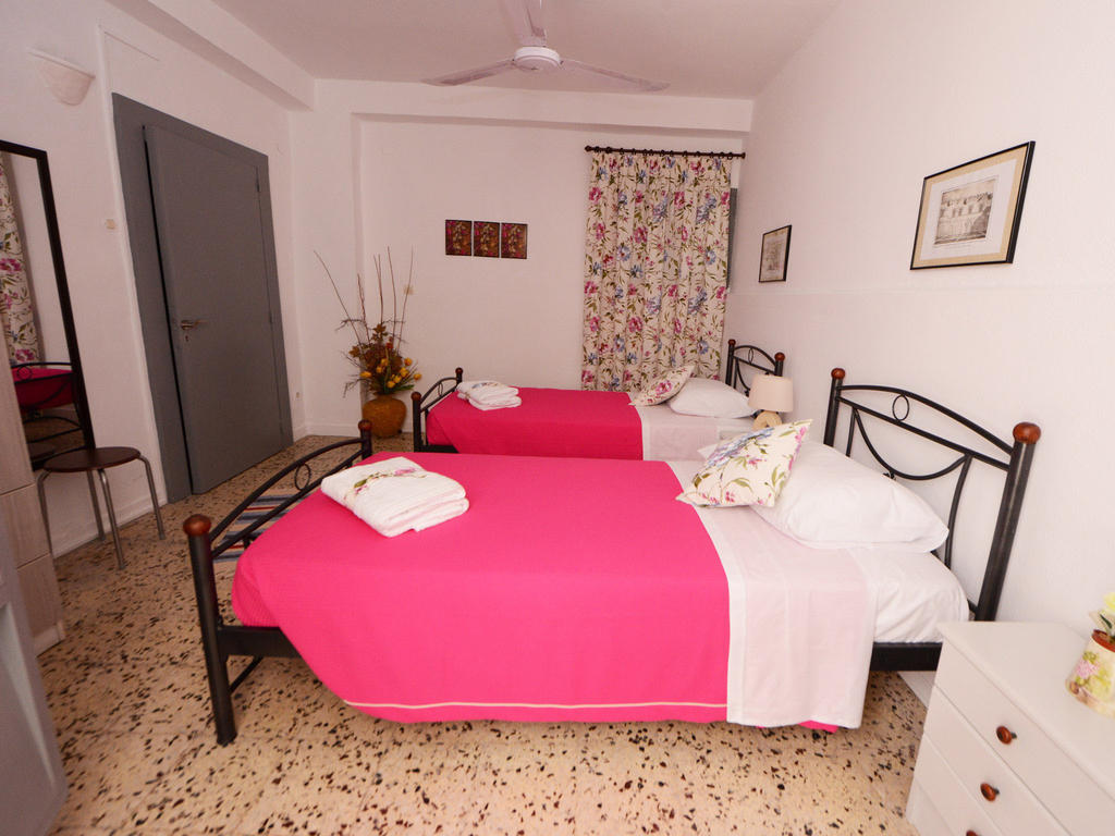 Medieval Inn Rhodes City الغرفة الصورة