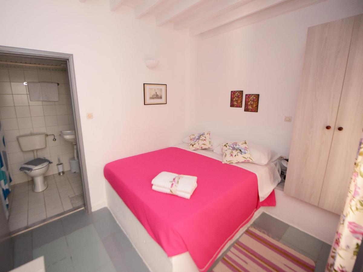 Medieval Inn Rhodes City الغرفة الصورة